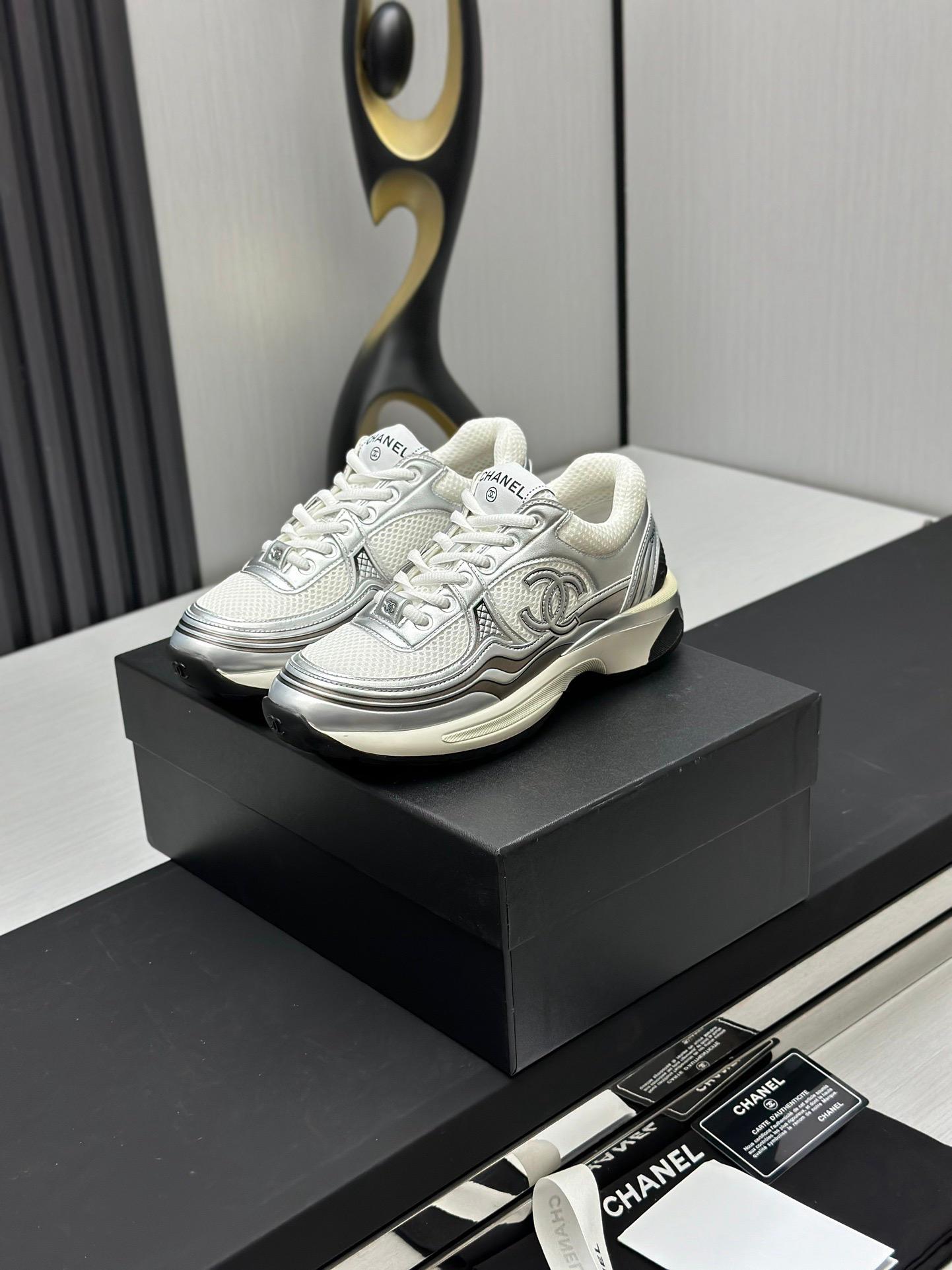 CC Sneaker