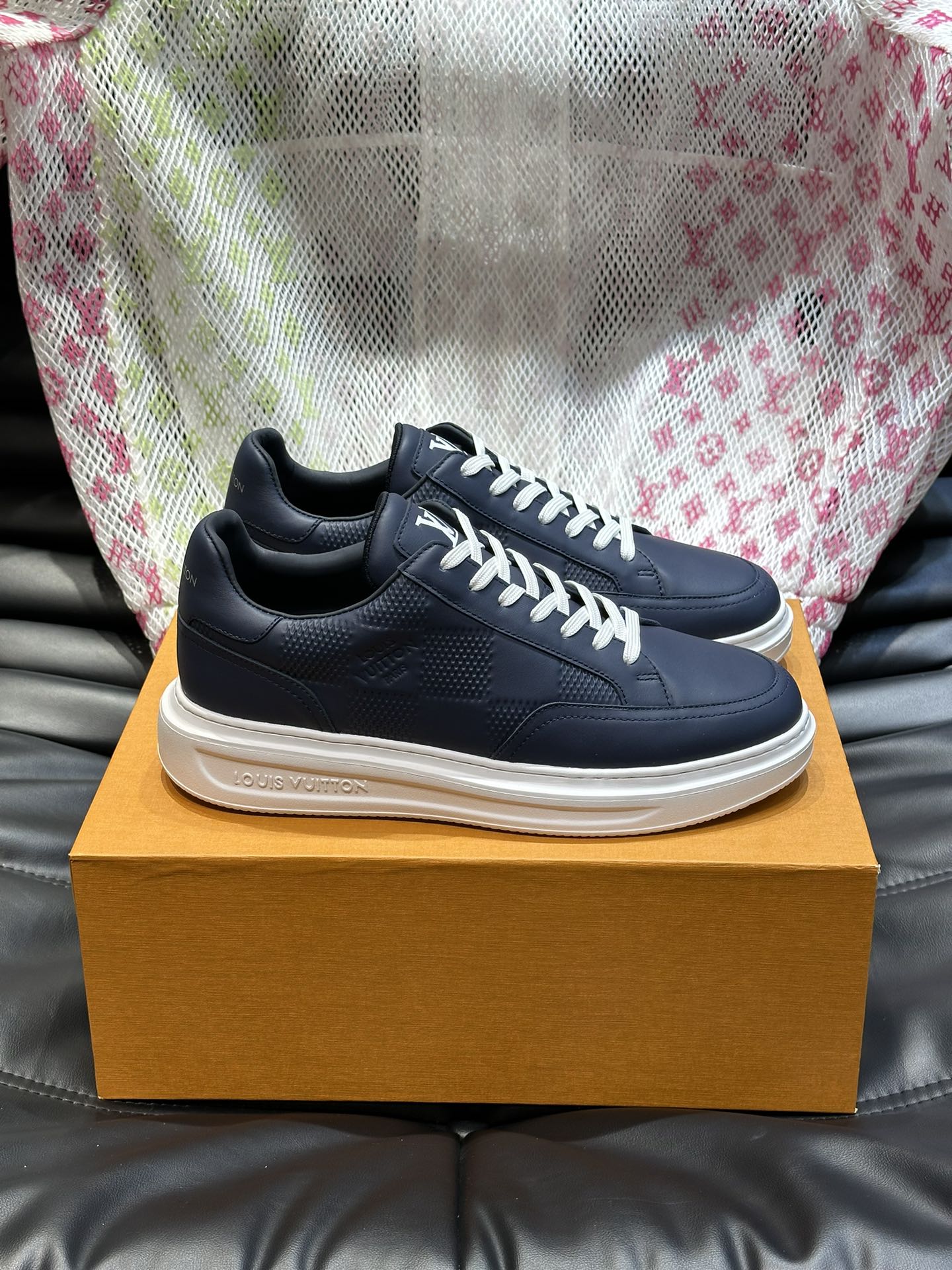 LV Sneaker